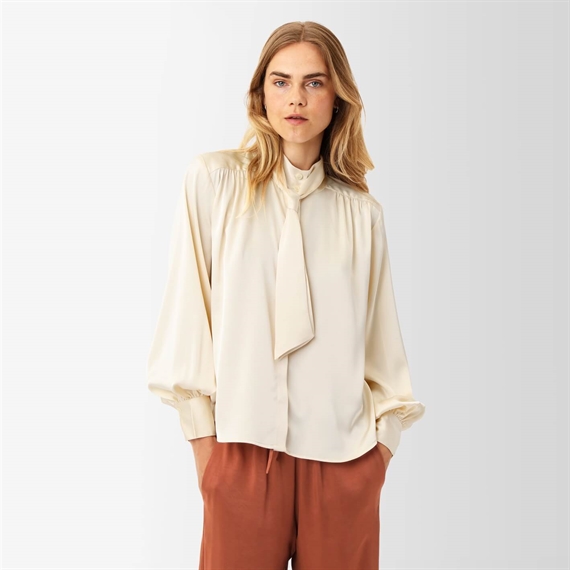 Karmamia Catherine Skjorte, Semi Rich Ivory